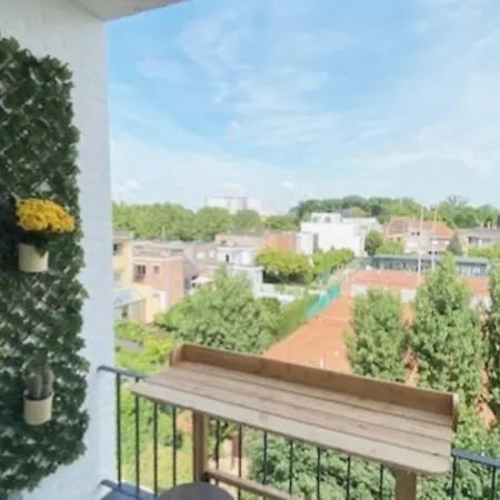 Classy Flat With Awesome View And Great Location! Apartment