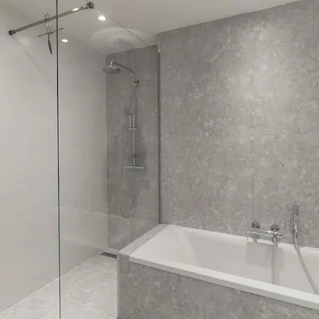 Classy Flat With Awesome View And Great Location! Anversa